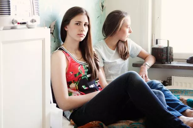 Woman bemused as sister doesn't invite her to wedding even though ...