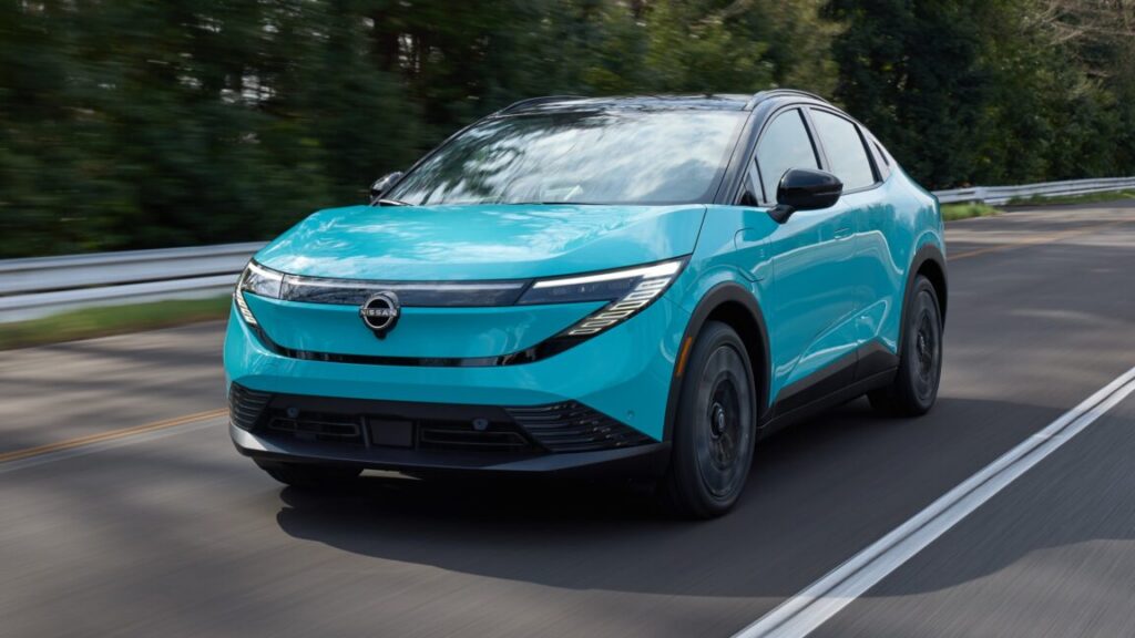 250308_All-new_Nissan_LEAF_Dynamic_Pictures_02-1152x648-1