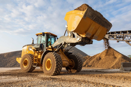 524 P-Tier Mid-Size Wheel Loader - United Construction & Forestry