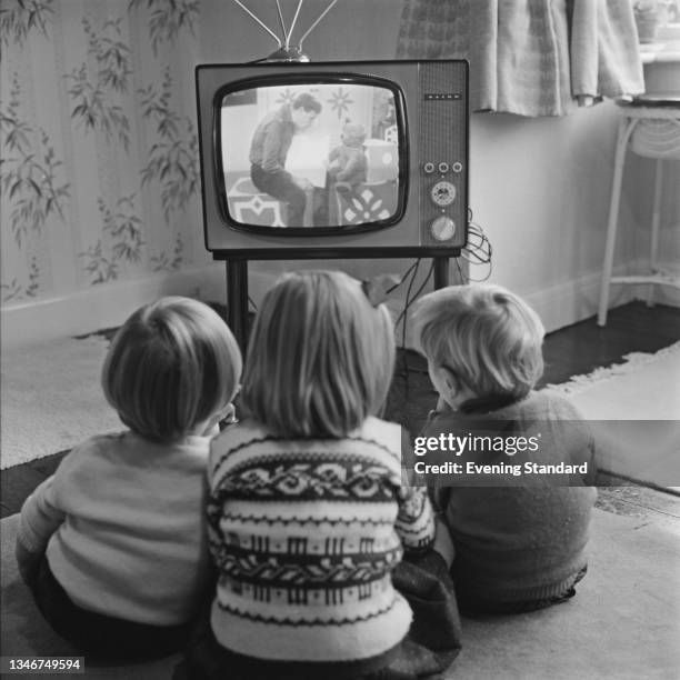 53,003 1960s Television Series Stock Photos, High-Res Pictures ...