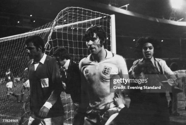 78 Malcolm Macdonald Soccer Player Stock Photos, High-Res Pictures ...
