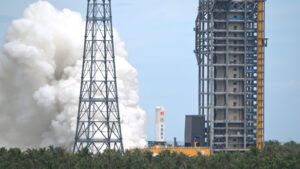 China's Long March-10 Carrier Rocket Succeeds In First Static Fire Test