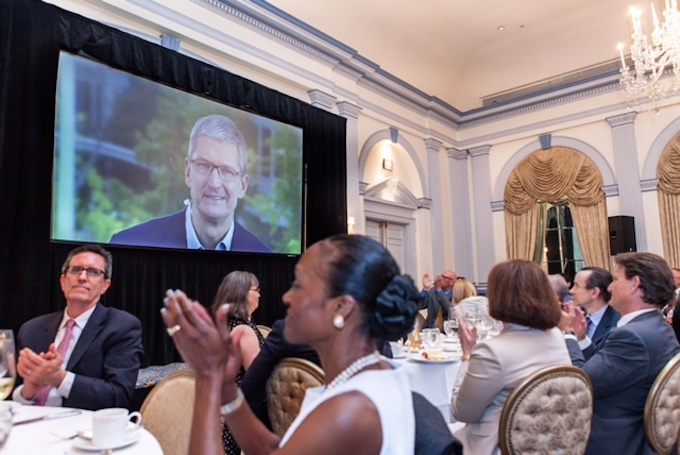 Apple's Tim Cook Delivers Blistering Speech On Encryption, Privacy ...