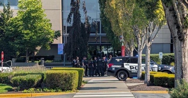 Microsoft locks down a building after protesters get inside ...
