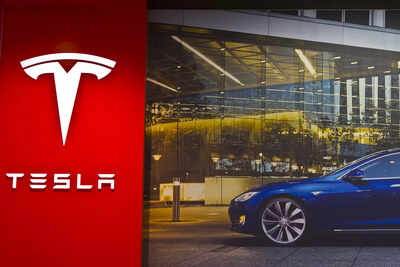 Tesla shuts down its AI training supercomputer Dojo, loses 20 key ...