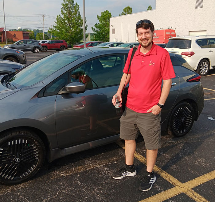 jeff-buys-nissan-leaf-sv-plus