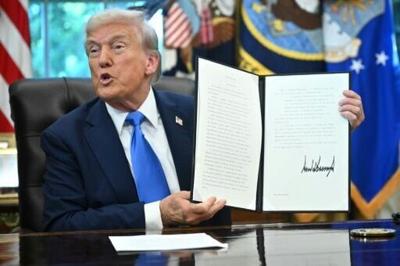 Trump hits H-1B visas, a tech industry favorite, with $100,000 fee ...