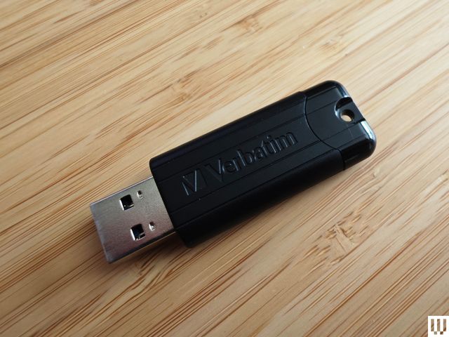 14 Best USB Flash Drives (2025): Pen Drives, Thumb Drives, Memory ...