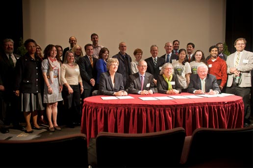 20130507-communitycompactforasustainablefuture