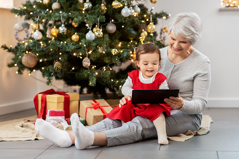 5 Reasons Why Seniors And Young Children Thrive When They Spend ...
