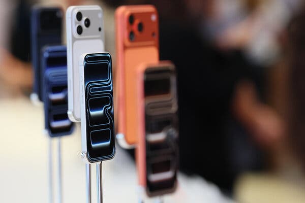 Apple Takes Down ICE Tracking Apps in Response to Trump Pressure ...