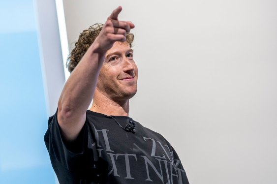 Thinking Machines Lab co-founder Andrew Tulloch heads to Meta ...