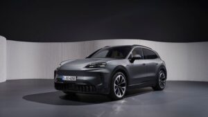 Porsche_Cayenne_001-1