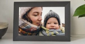 Google Photos will still auto-sync with Aura photo frames after all ...