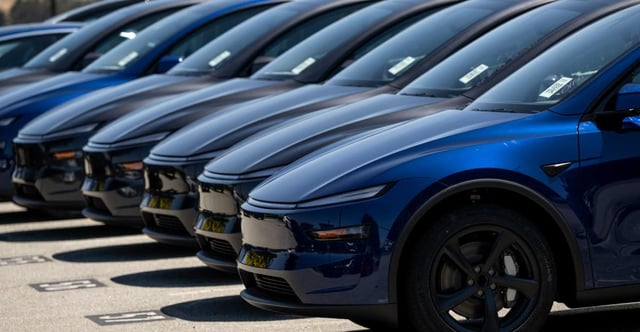 Tesla is fighting the EV sales slump with short-term rentals : r ...