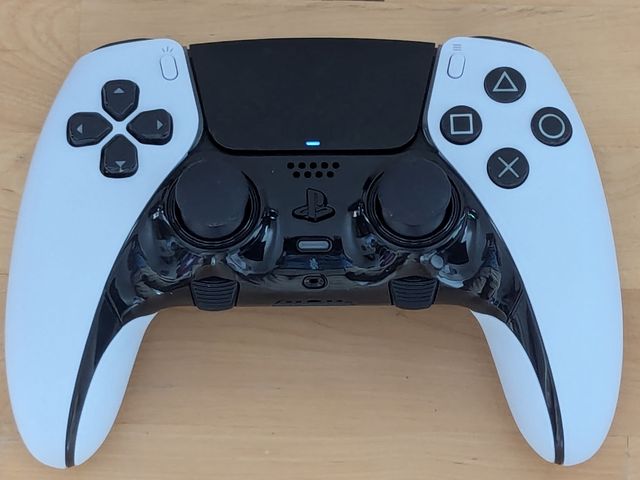 14 Best Game Controllers (2024) for PC, Switch, PS5, and Xbox | WIRED