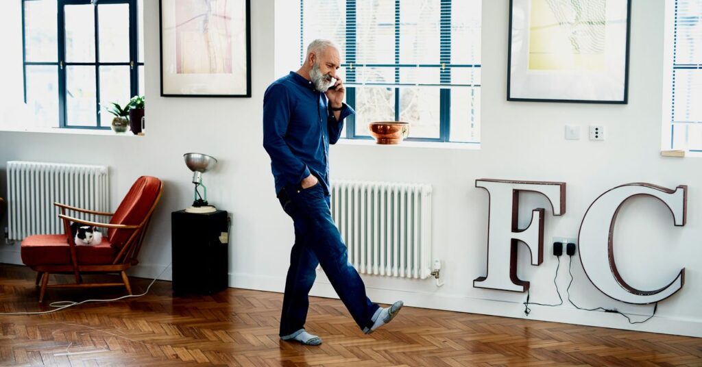 Gear-Set-Up-Elders-Phone-992023140