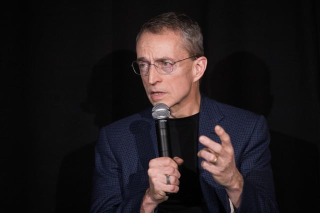Pat Gelsinger wants to save Moore's Law, with a little help from ...