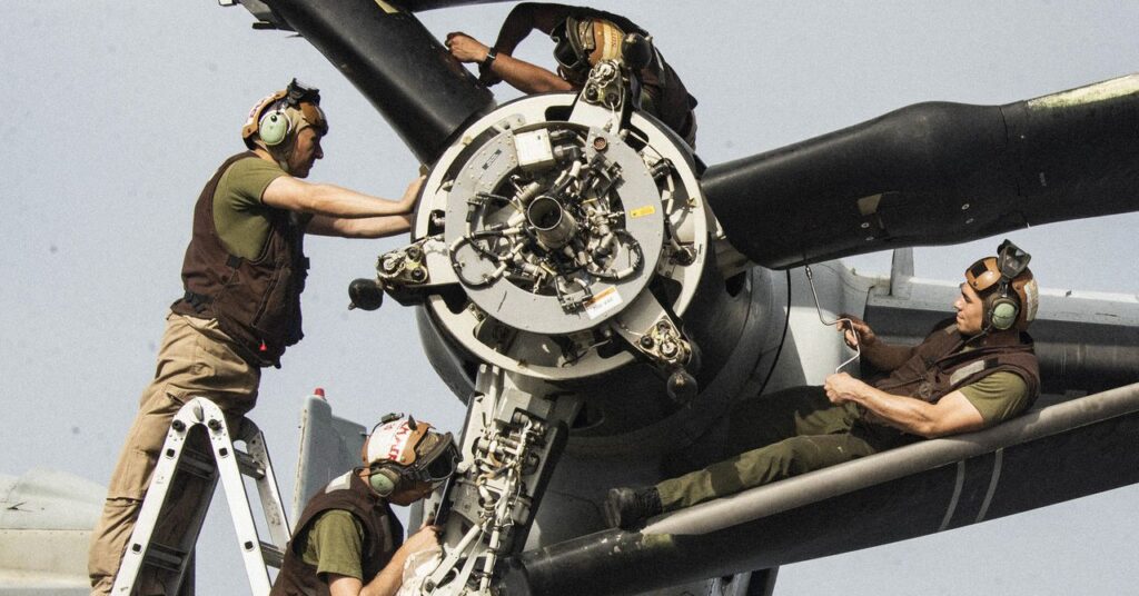 pol-military-righttorepair-957005644