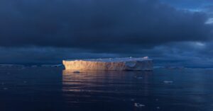 sci-doomsday-Glacier-1390504170