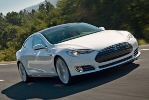 Tesla CEO Elon Musk accuses New York Times of lying about Model S ...