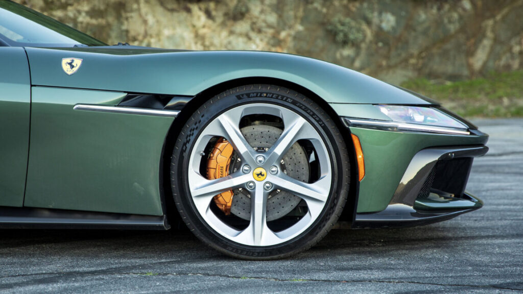 13-2025-Ferrari-12Cilindri-Spider-1152x648-1