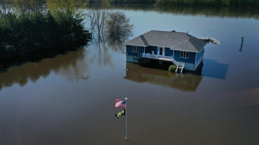 houseflooded-1152x648-1