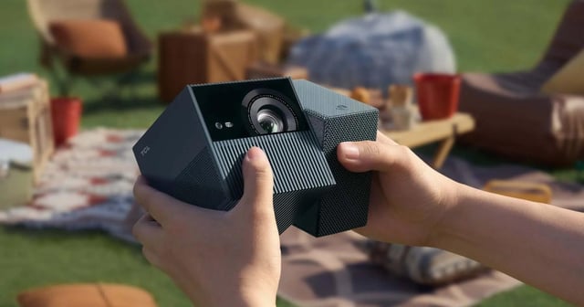 TCL's fun little PlayCube projector is a Google TV concept no more ...