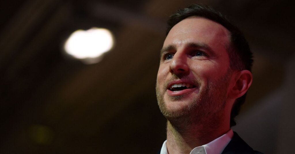 Gear_JoeGebbia_GettyImages-1183210213