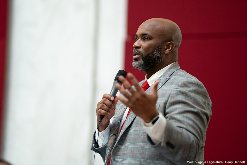 Hollis-Lewis-20260205