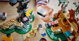 Lego’s Smart Brick is here, and it transforms these new Star Wars sets