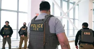 ICE Agents Frustrate Airport Workers as Shutdown Drags On
