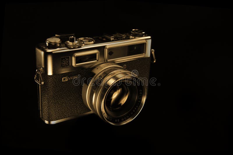 Yashica Electro 35 Illustrative Editorial Photo Editorial Stock ...